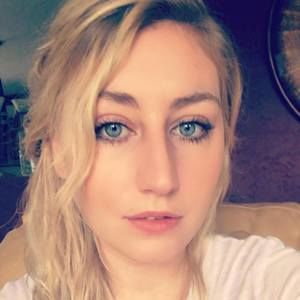 Meet your Posher, Gabriella